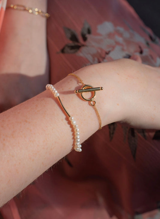 Pearl & Gold Bracelet set